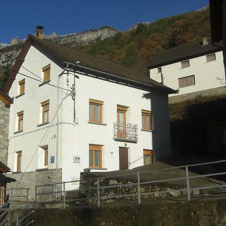 Willa Vivienda Lanzon Salinas de Bielsa Zewnętrze zdjęcie